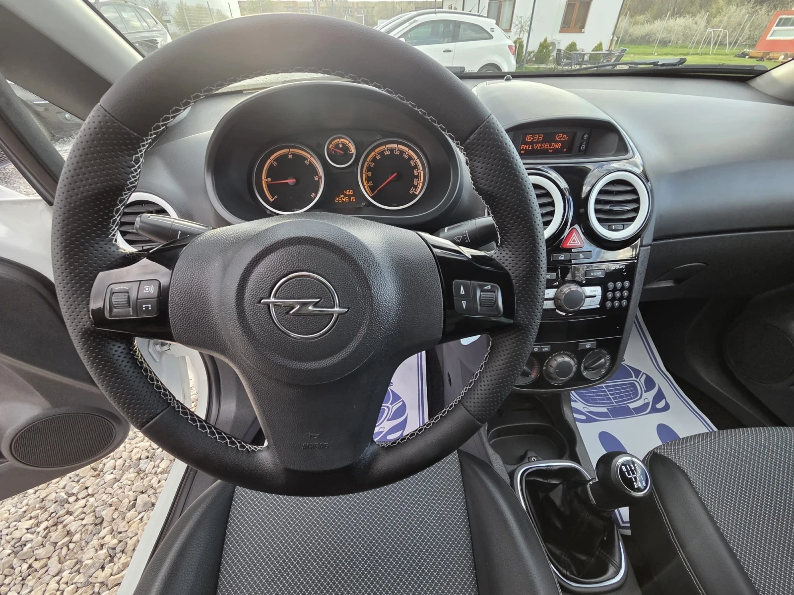 Opel Corsa 1.3 CDTI OPC 6 скорости ИТАЛИЯ, снимка 11 - Автомобили и джипове - 54151585