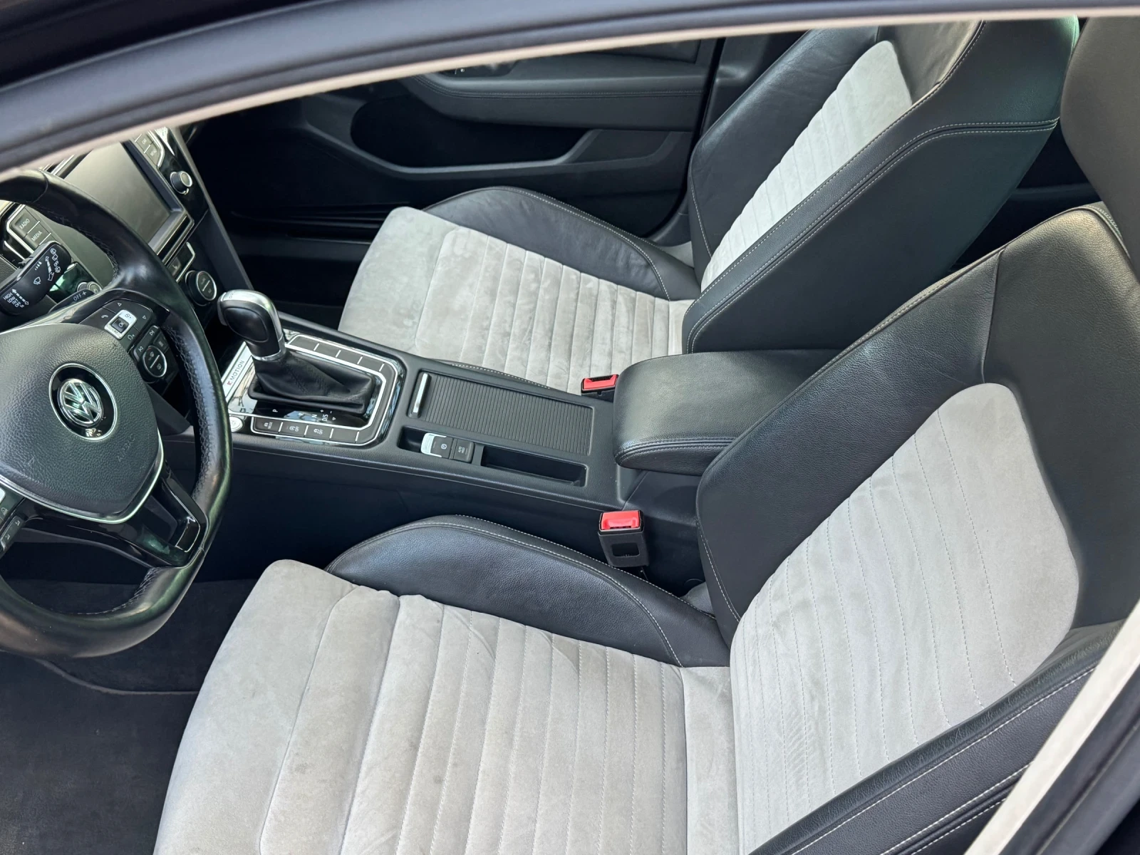 VW Passat B8 Variant, снимка 12 - Автомобили и джипове - 54247155