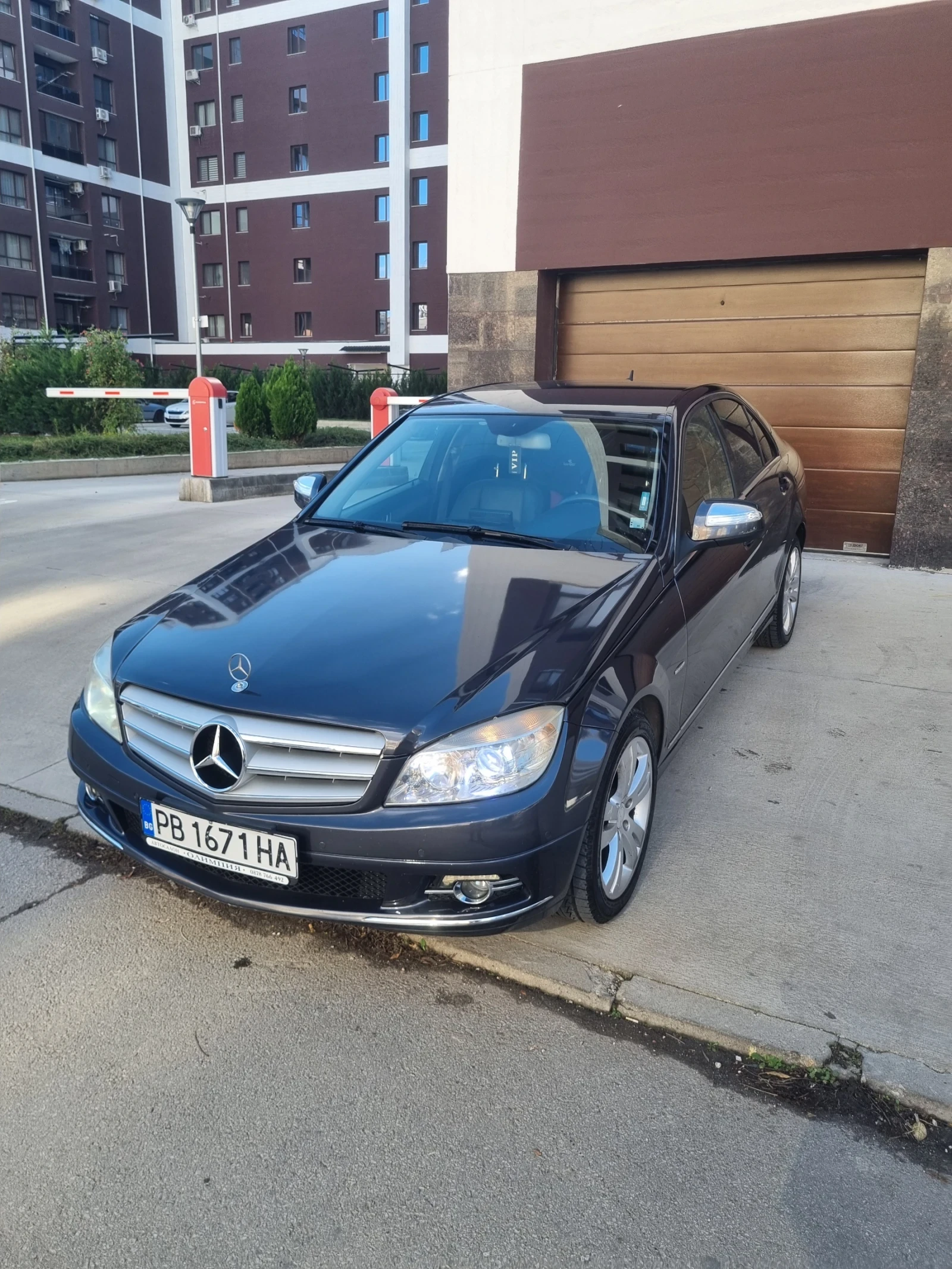 Mercedes-Benz C 320 Ц320 4 matic