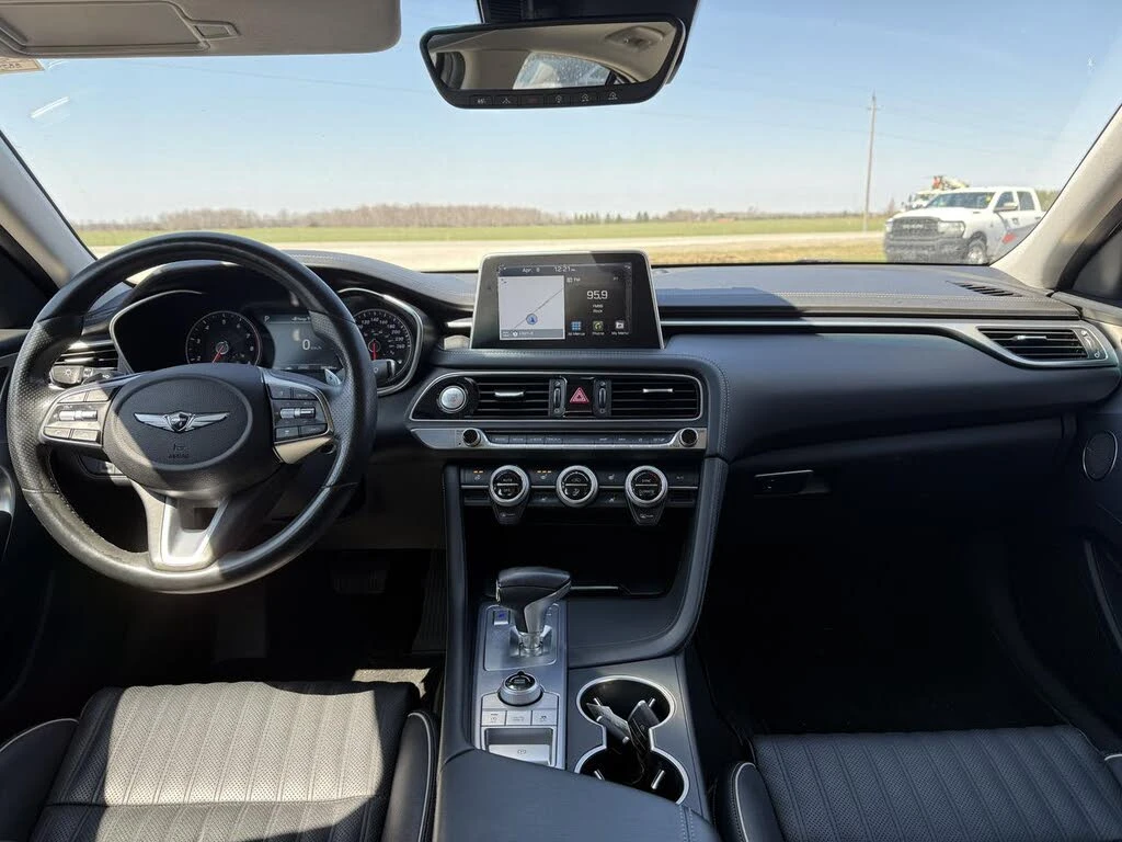Genesis G70  2.0T Elite AWD, снимка 10 - Автомобили и джипове - 54598184