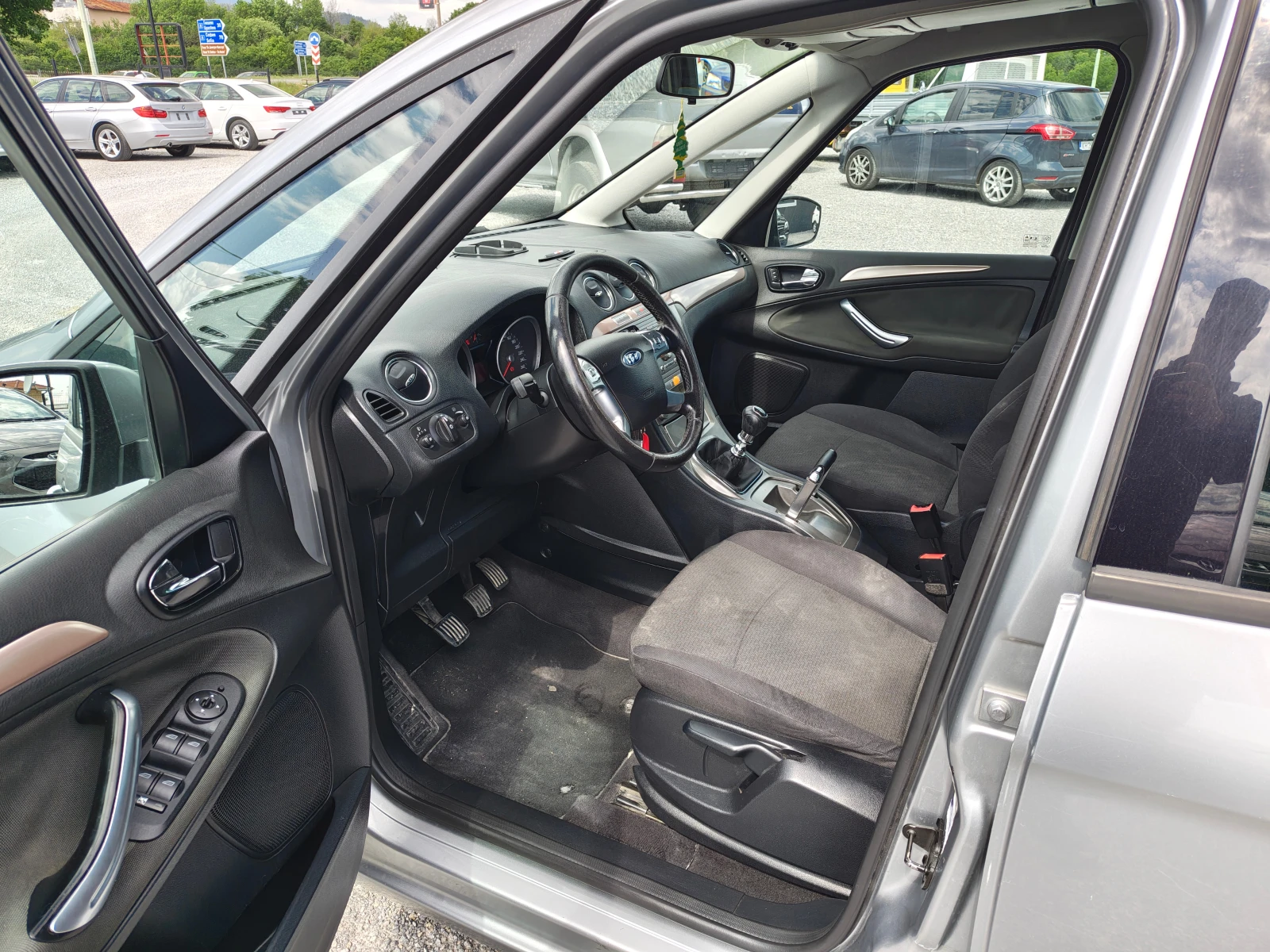 Ford Galaxy 2.0 Dizel, снимка 9 - Автомобили и джипове - 54627268