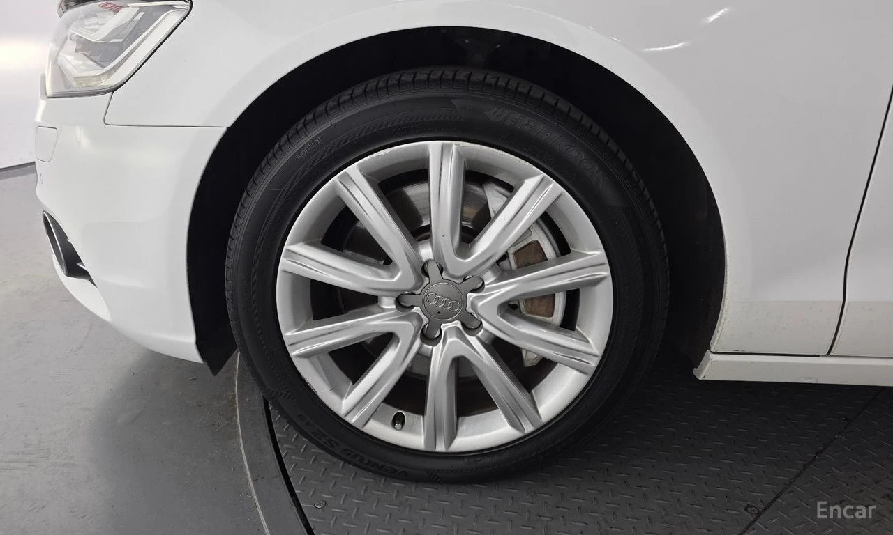 Audi A6 3.0 TFSI Quattro* DISTRONIC* ПОДГРЕВ* КАМЕРА* , снимка 5 - Автомобили и джипове - 54749336