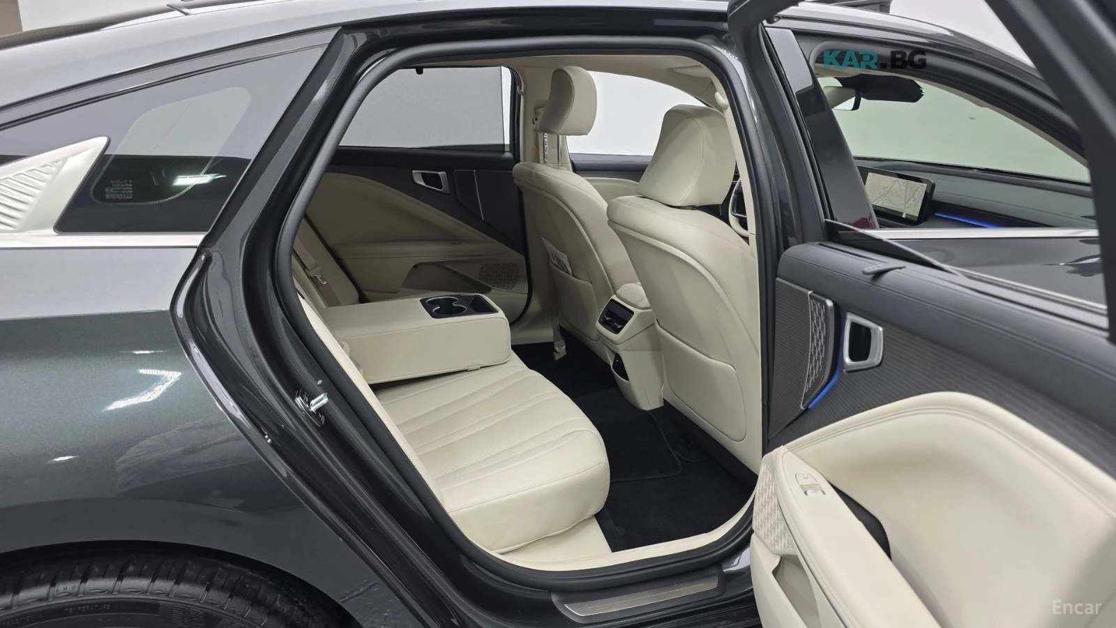 Kia K8 NOBLESSE* FULL-TECH* MASSAGE* , снимка 16 - Автомобили и джипове - 54900645