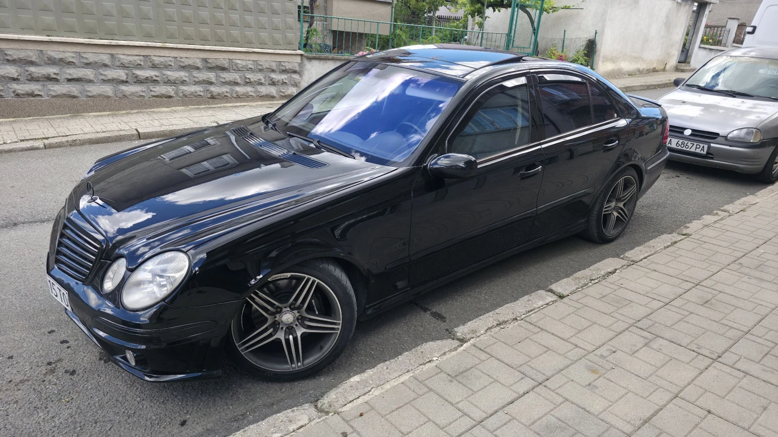 Mercedes-Benz E 500, снимка 3 - Автомобили и джипове - 54953959