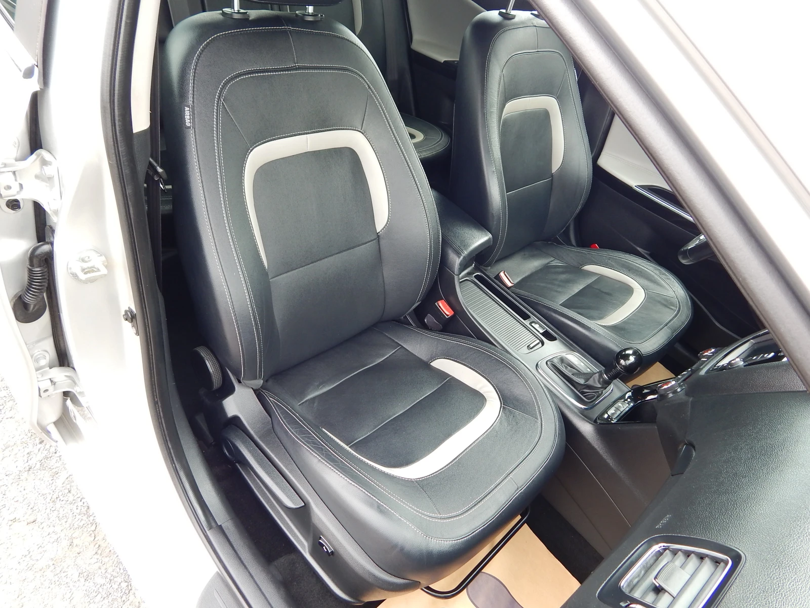Kia Ceed 1.6i* 148000km.* АВТОМАТИК* , снимка 17 - Автомобили и джипове - 55314040