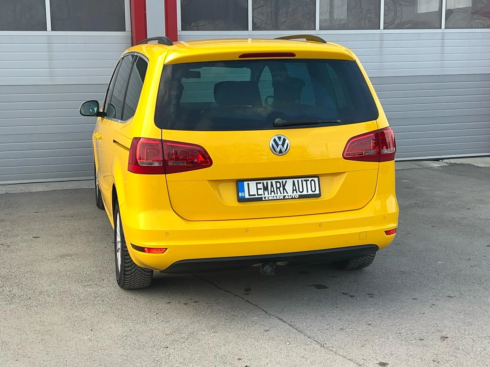 VW Sharan 2.0TDI AUTOMATIK DSG KLIMATRONIK EVRO 5A ЛИЗИНГ!!!, снимка 8 - Автомобили и джипове - 55992262