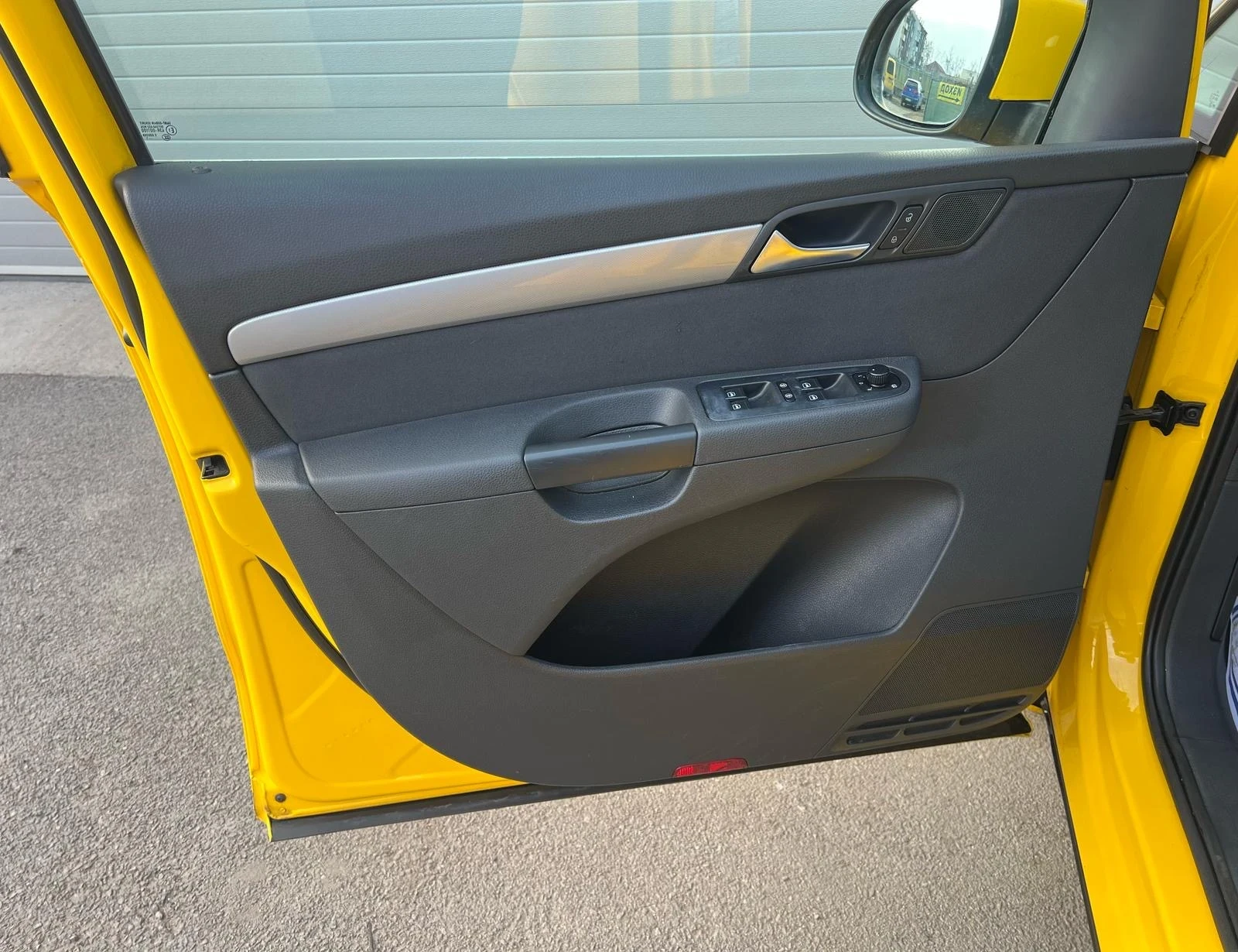 VW Sharan 2.0TDI AUTOMATIK DSG KLIMATRONIK EVRO 5A ЛИЗИНГ!!!, снимка 12 - Автомобили и джипове - 55992262