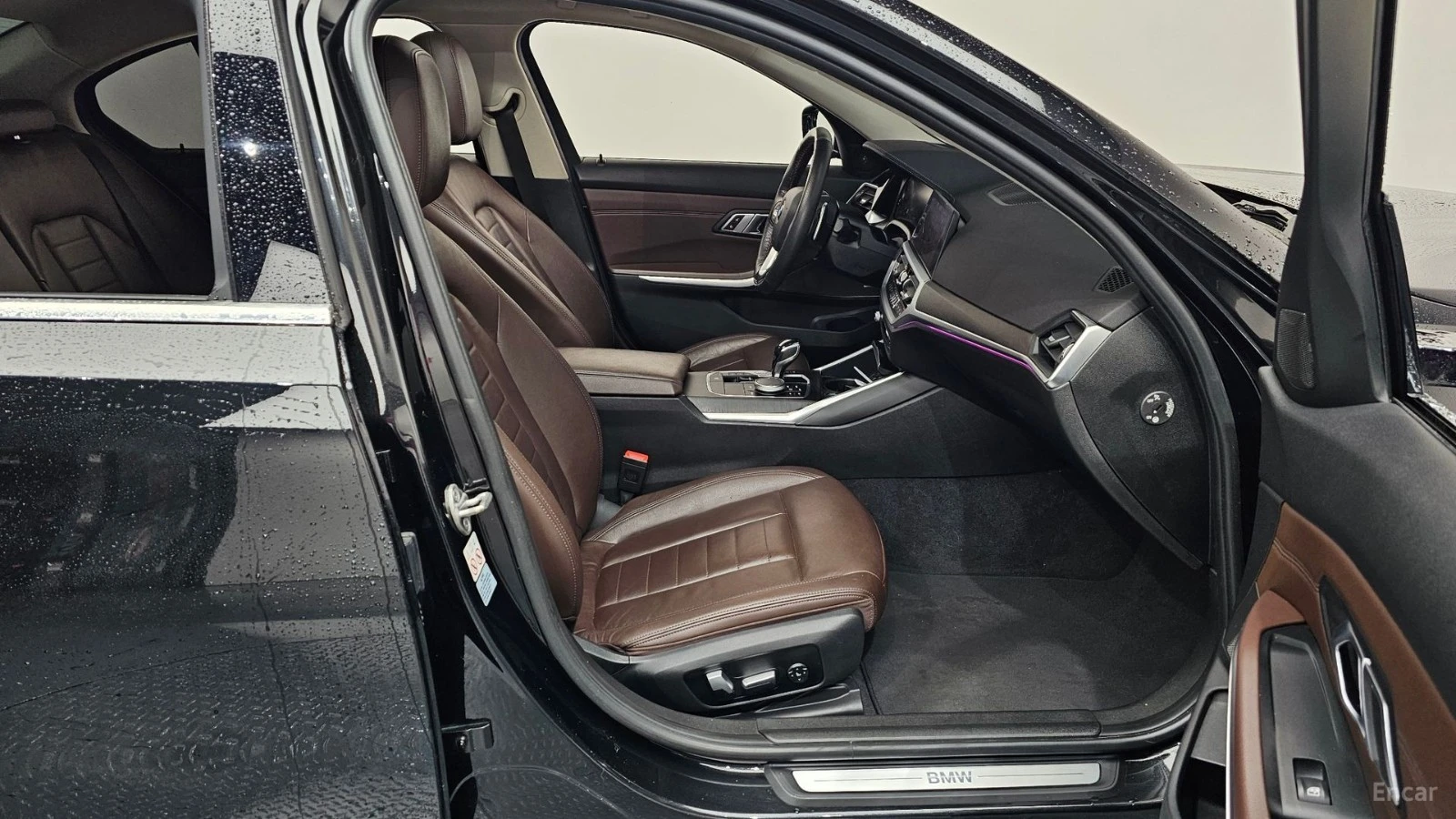 BMW 320 Luxury, снимка 11 - Автомобили и джипове - 56113545