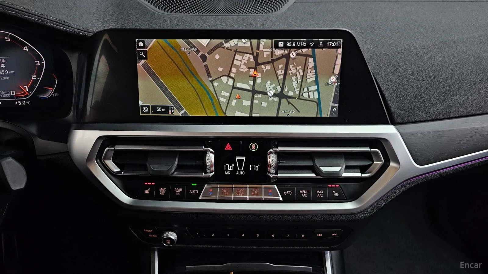 BMW 320 Luxury, снимка 14 - Автомобили и джипове - 56113545