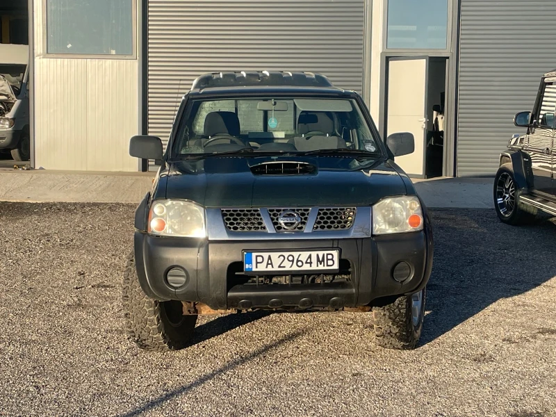 Nissan Navara, снимка 3 - Автомобили и джипове - 48503963