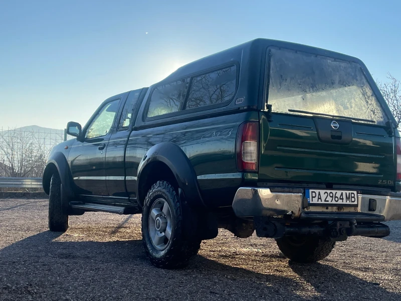 Nissan Navara, снимка 2 - Автомобили и джипове - 48503963