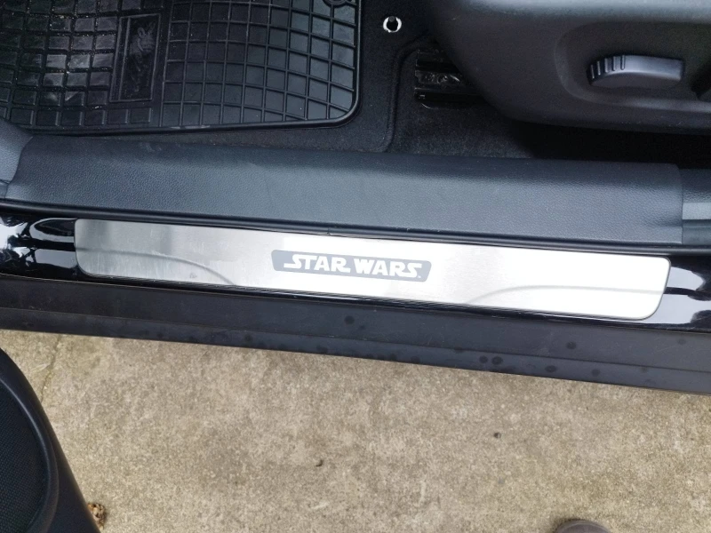 Nissan Rogue Star Wars, снимка 4 - Автомобили и джипове - 52478823