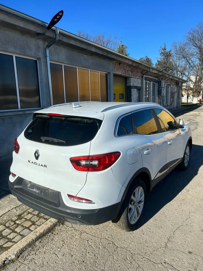Renault Kadjar, снимка 4 - Автомобили и джипове - 52926666