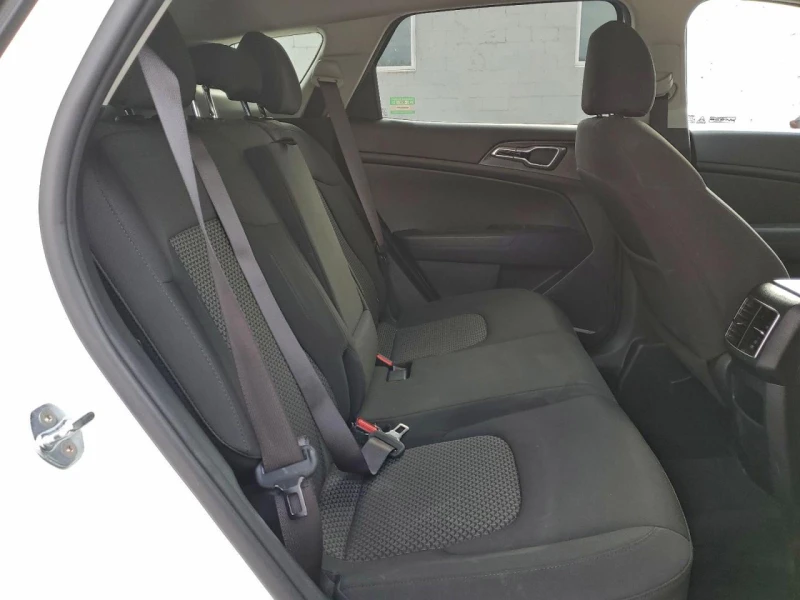 Kia Sportage 1.6l Lx, снимка 11 - Автомобили и джипове - 53193902