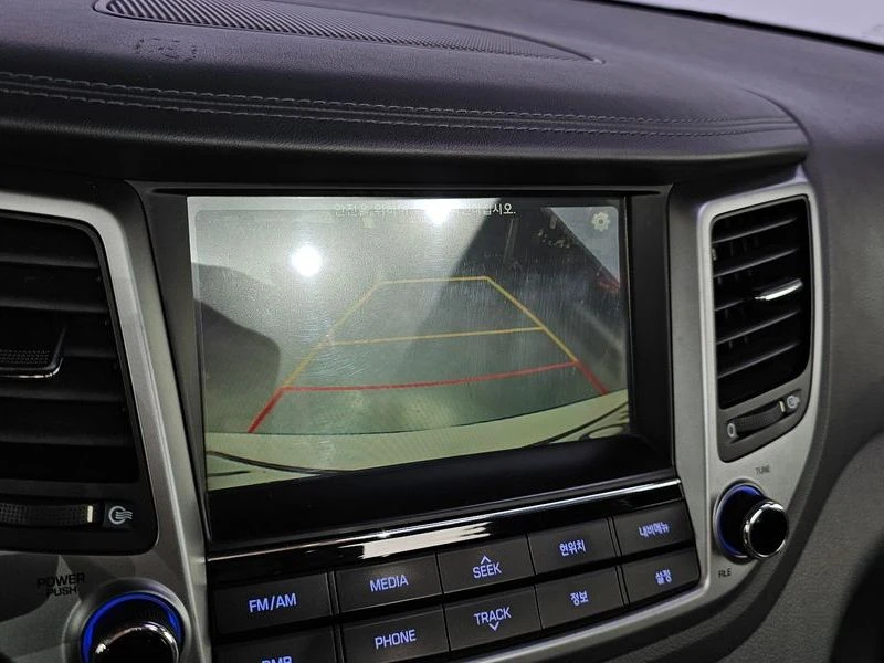 Hyundai Tucson Diesel 2.0 2WD| 136к.с., снимка 14 - Автомобили и джипове - 55940986