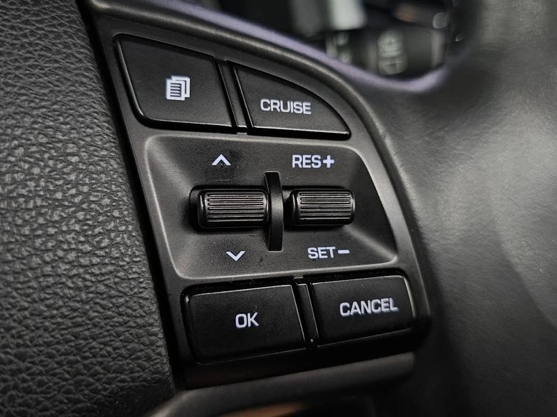 Hyundai Tucson Diesel 2.0 2WD| 136к.с., снимка 15 - Автомобили и джипове - 55940986