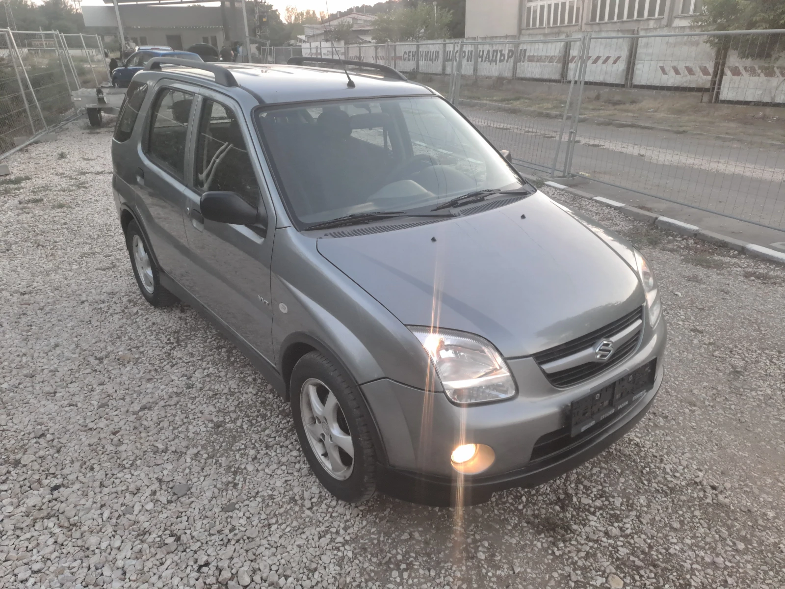 Suzuki Ignis 1.3i 4x4 ESKLUZIVE  | Mobile.bg � ����������� 8