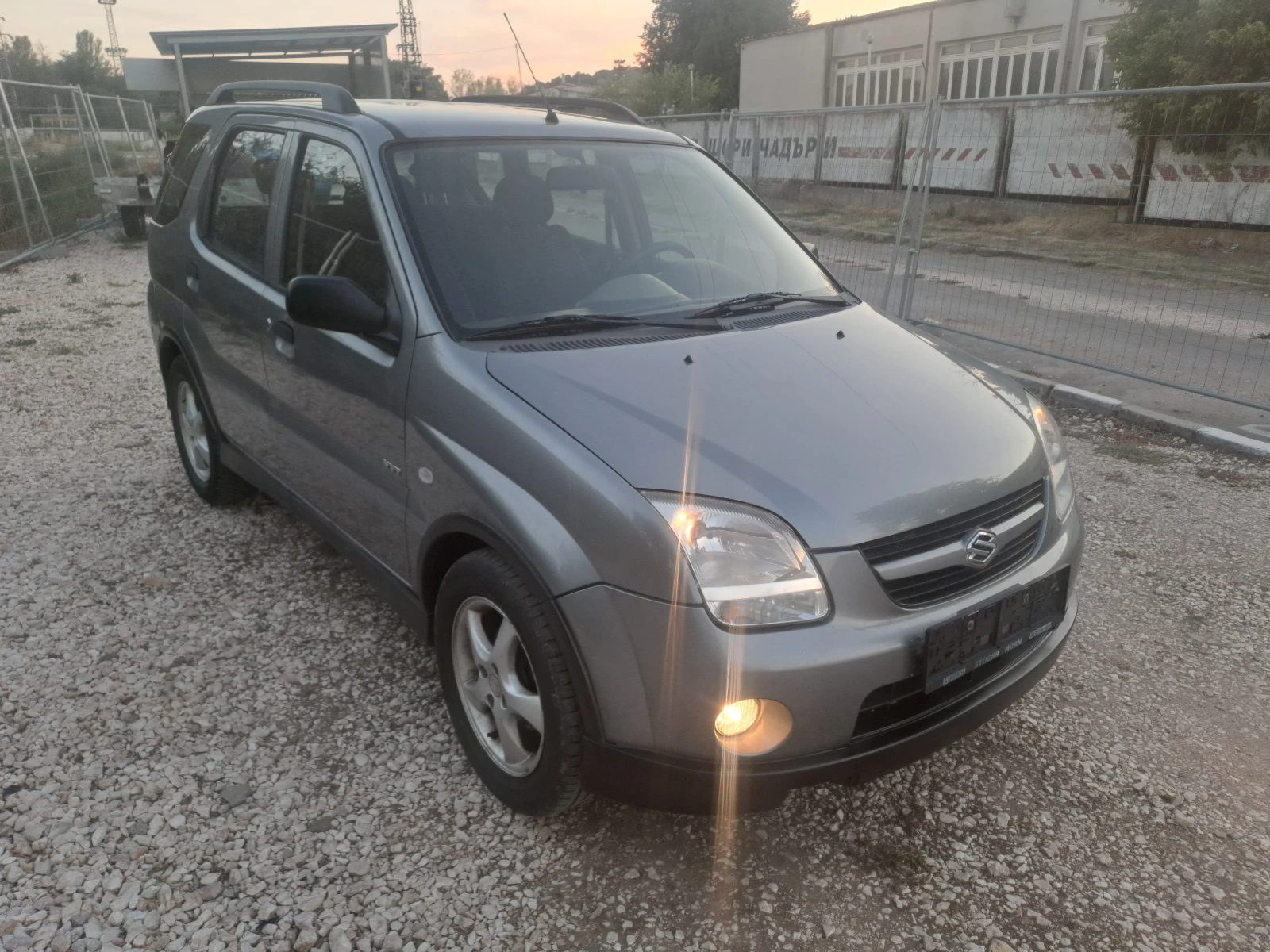 Suzuki Ignis 1.3i 4x4 ESKLUZIVE  | Mobile.bg � ����������� 5
