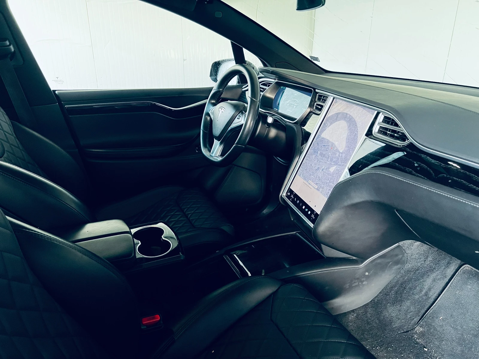 Tesla Model X 100D, снимка 9 - Автомобили и джипове - 53750673