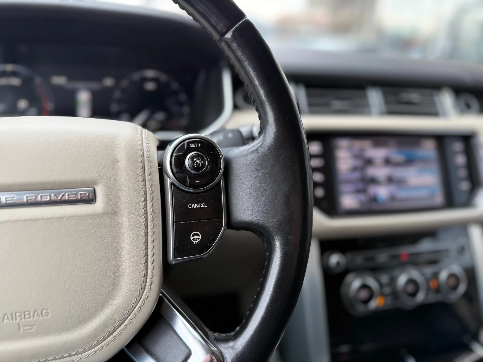 Land Rover Range rover 6 МЕСЕЦА ГАРАНЦИЯ/4.4 SDV8 340к.с. Autobiography, снимка 16 - Автомобили и джипове - 53821975