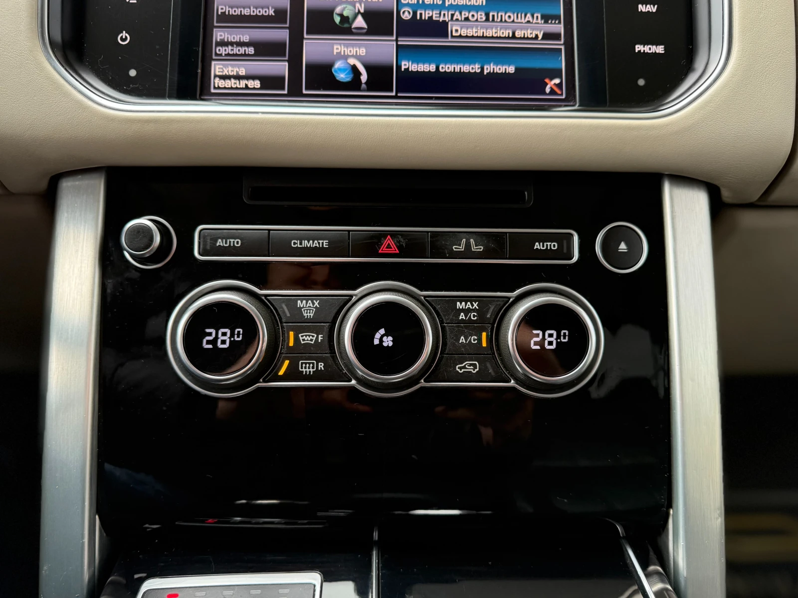 Land Rover Range rover 6 МЕСЕЦА ГАРАНЦИЯ/4.4 SDV8 340к.с. Autobiography, снимка 13 - Автомобили и джипове - 53821975