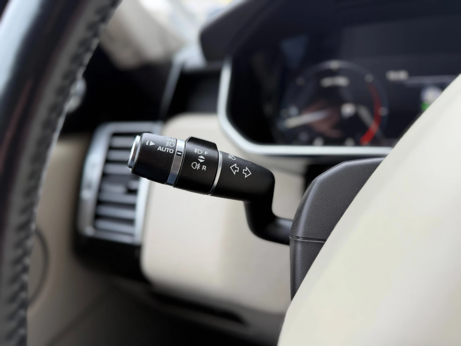 Land Rover Range rover 6 МЕСЕЦА ГАРАНЦИЯ/4.4 SDV8 340к.с. Autobiography, снимка 17 - Автомобили и джипове - 53821975