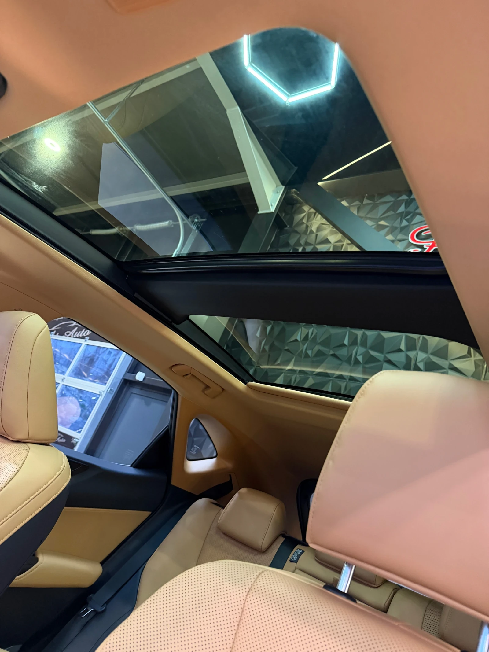 Lexus RX 450h plus FULL Екстри* MARK LEVINSON* ПАНОРАМА* HEAD UP * HY, снимка 16 - Автомобили и джипове - 53988306