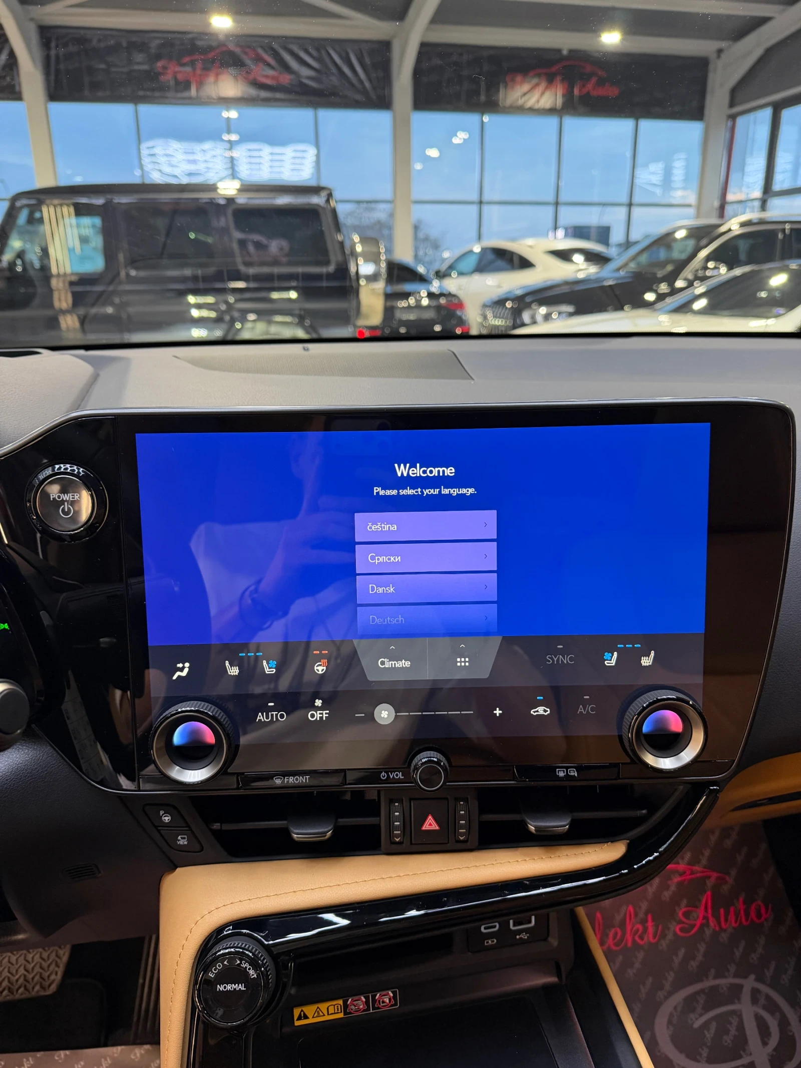 Lexus RX 450h plus FULL Екстри* MARK LEVINSON* ПАНОРАМА* HEAD UP * HY, снимка 9 - Автомобили и джипове - 53988306