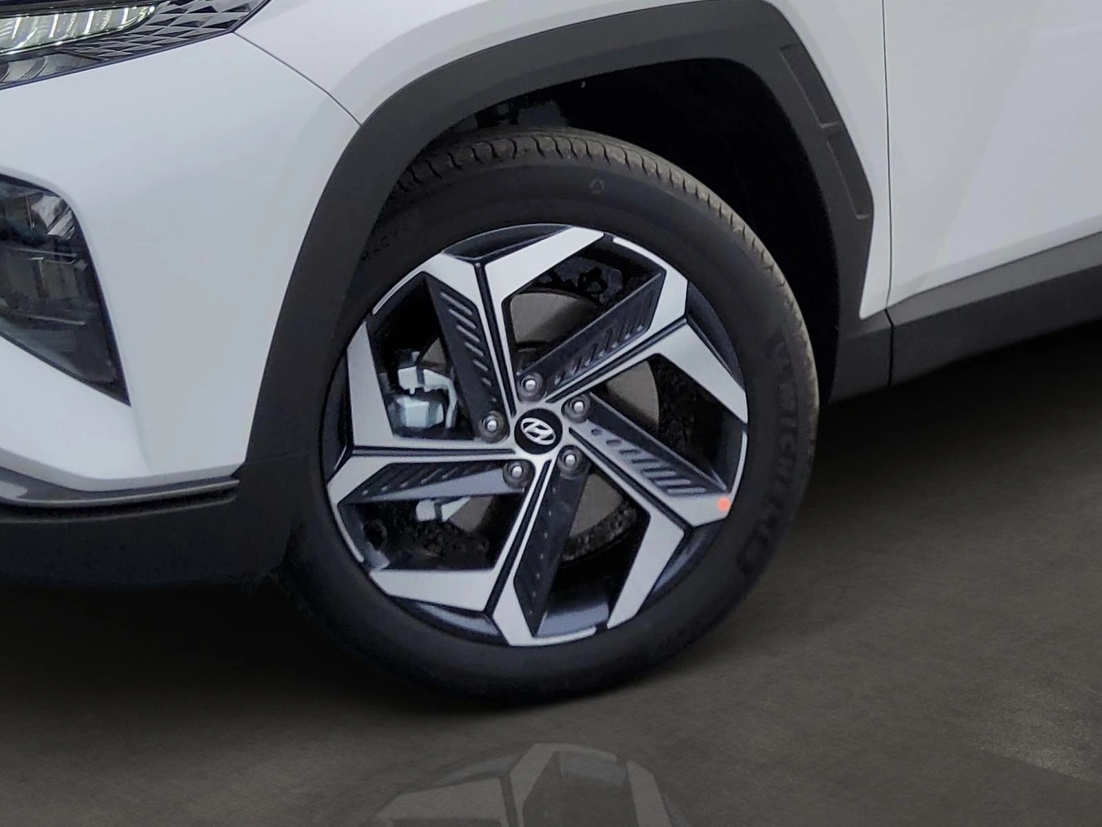 Hyundai Tucson 1.6 TGDi PHEV 4WD TREND AHK/NAVI/ACC/LED, снимка 6 - Автомобили и джипове - 54127453