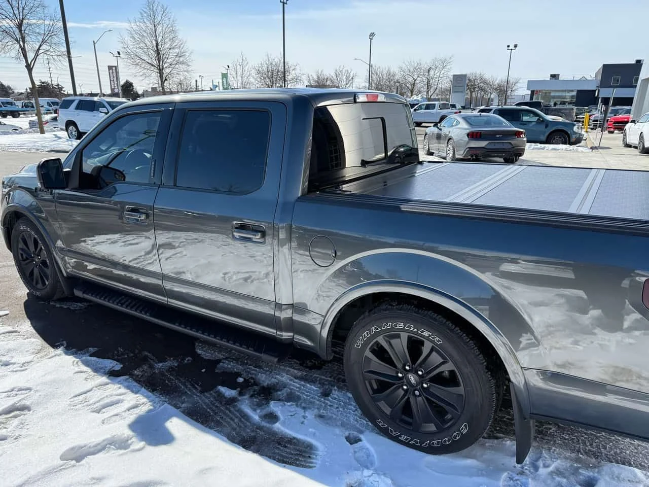Ford F150 4WD SuperCrew Box  CARFAX, снимка 3 - Автомобили и джипове - 54122461