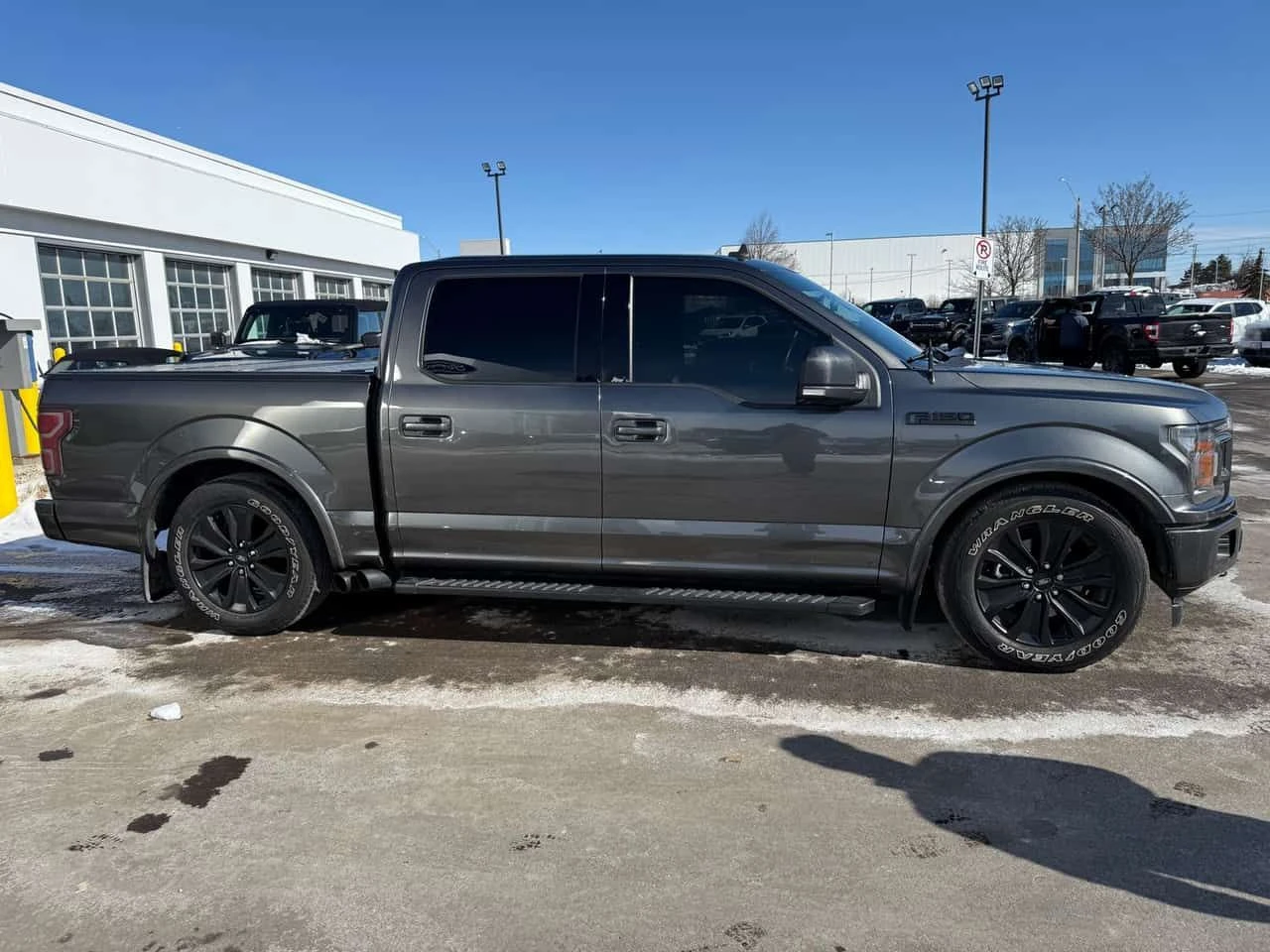 Ford F150 4WD SuperCrew Box  CARFAX, снимка 2 - Автомобили и джипове - 54122461