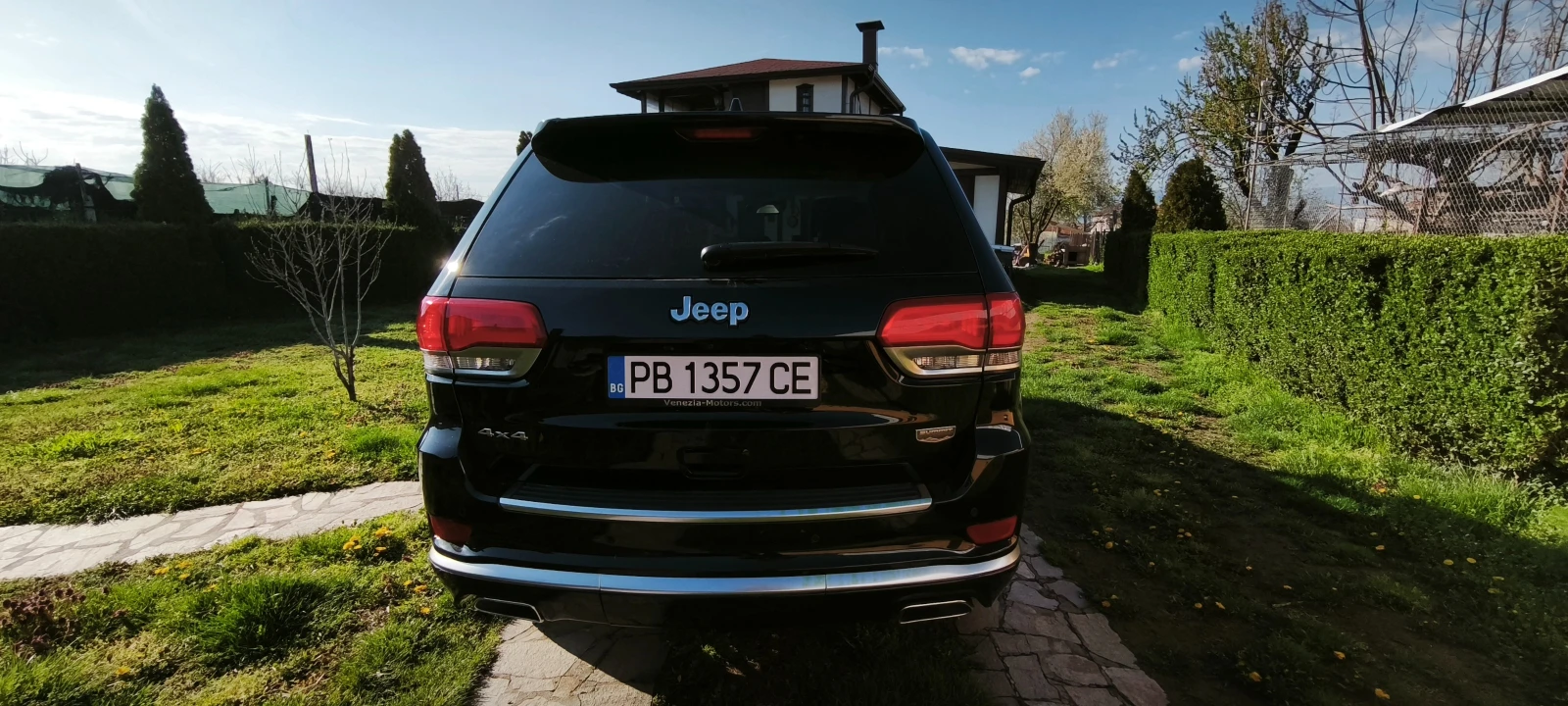 Jeep Grand cherokee Summit, снимка 2 - Автомобили и джипове - 54160465