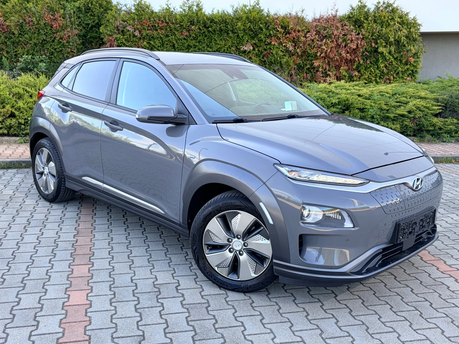 Hyundai Kona 100%SOH!!! PREMIUM!!! 64kw 204 kc TRMOPOMPA!!!