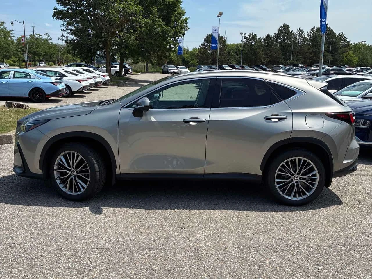 Lexus NX 350h ��������� * CARFAX * ����� �� ����������� | Mobile.bg � ����������� 2