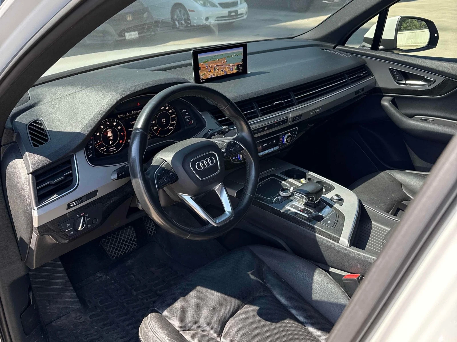 Audi Q7 Progressiv * S Line * АвтоКредит * (ЦЕНА ДО БГ), снимка 11 - Автомобили и джипове - 55674471
