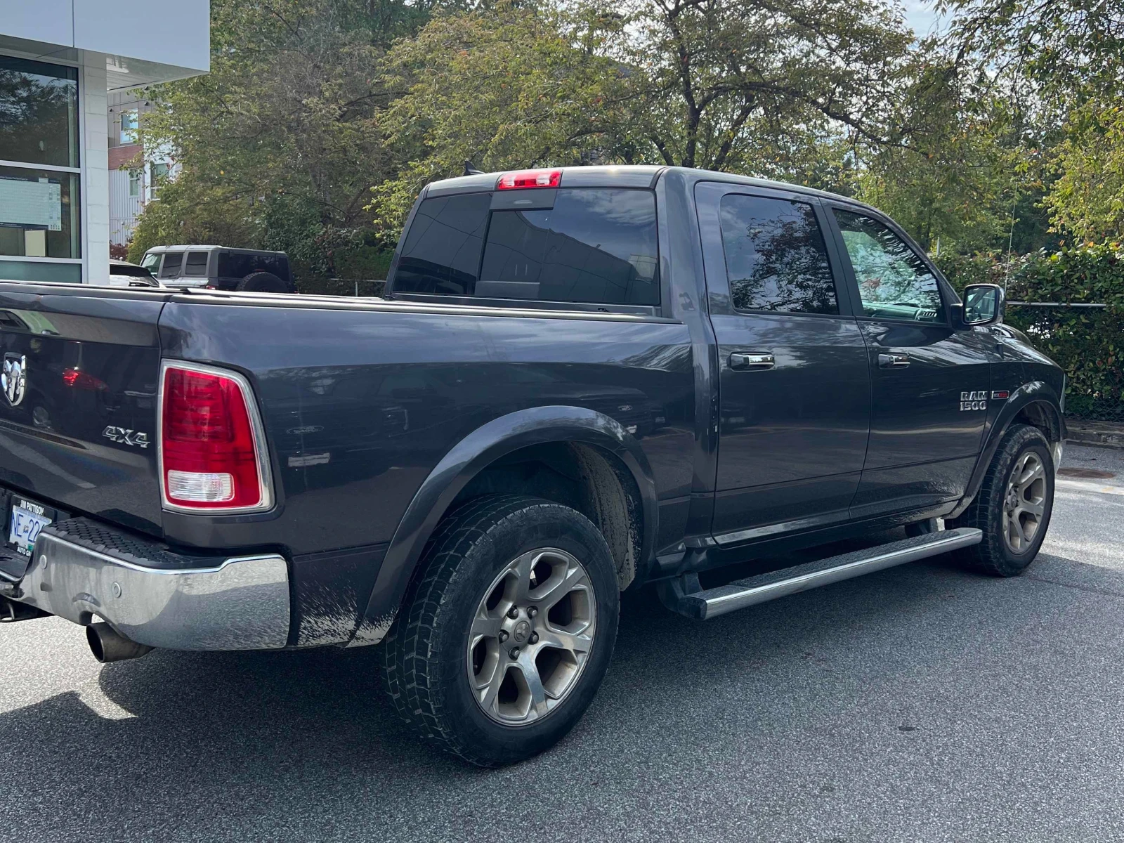 Dodge RAM 1500 * Laramie * АВТОКРЕДИТ БЕЗ ПЪРВОНАЧАЛНА ВНОСКА* , снимка 3 - Автомобили и джипове - 56019833