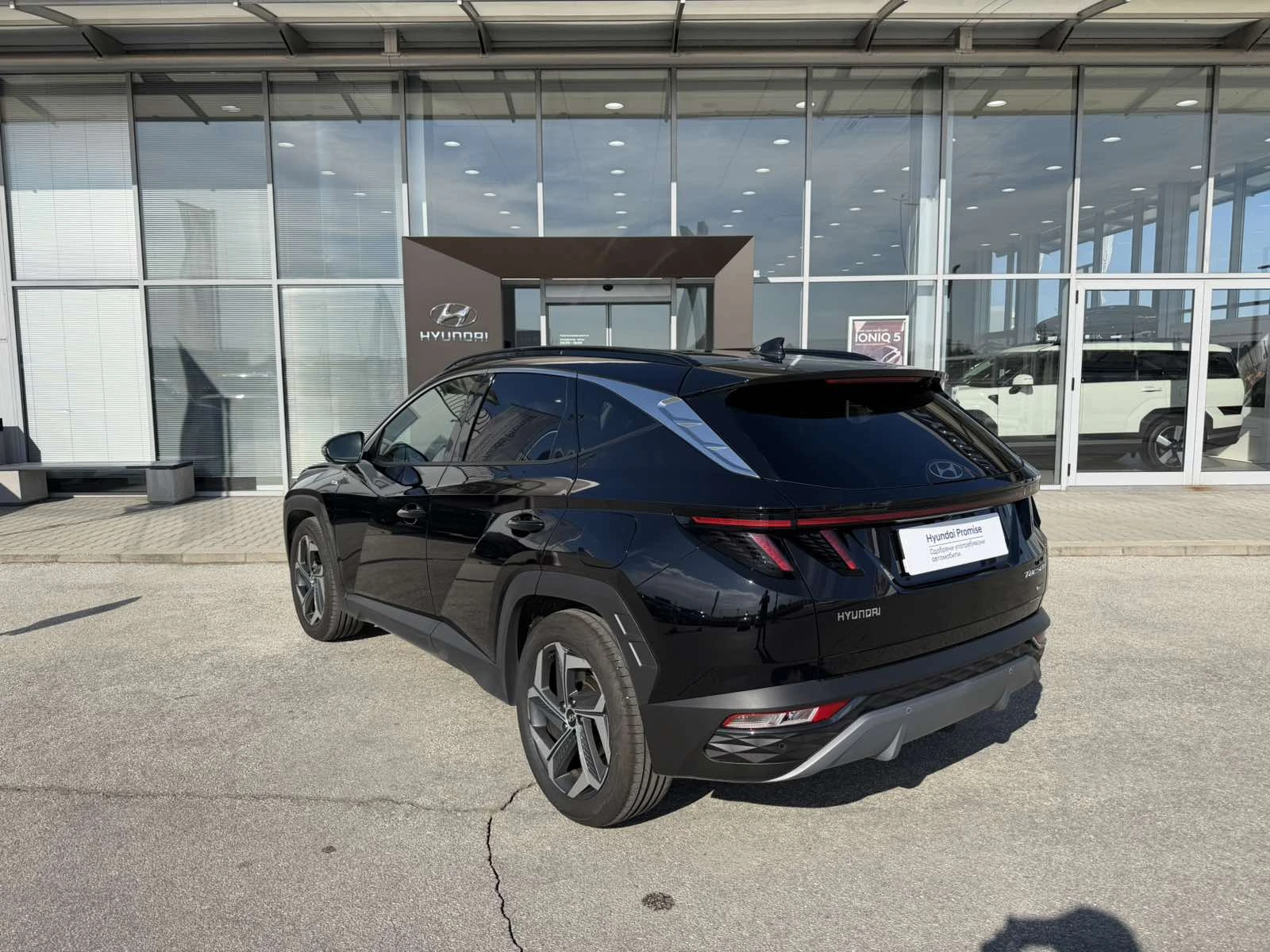 Hyundai Tucson PREMIUM , снимка 3 - Автомобили и джипове - 56091787