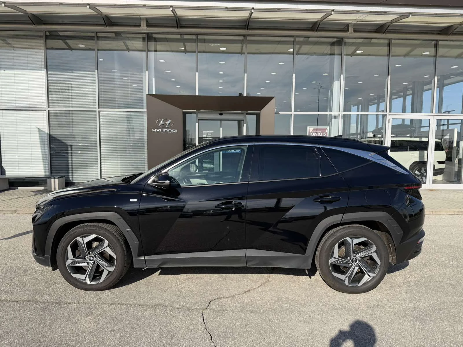 Hyundai Tucson PREMIUM , снимка 2 - Автомобили и джипове - 56091787