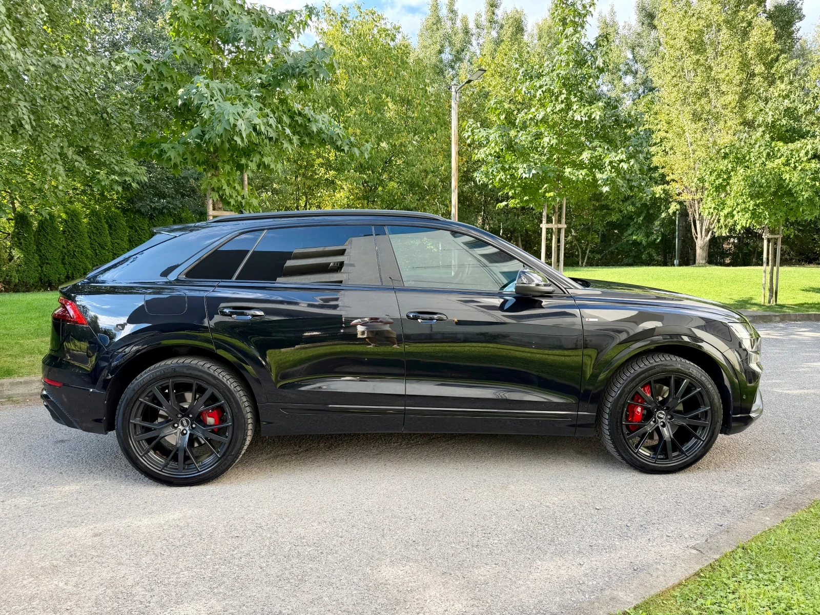 Audi Q8 3.0i Quattro, снимка 4 - Автомобили и джипове - 56163818