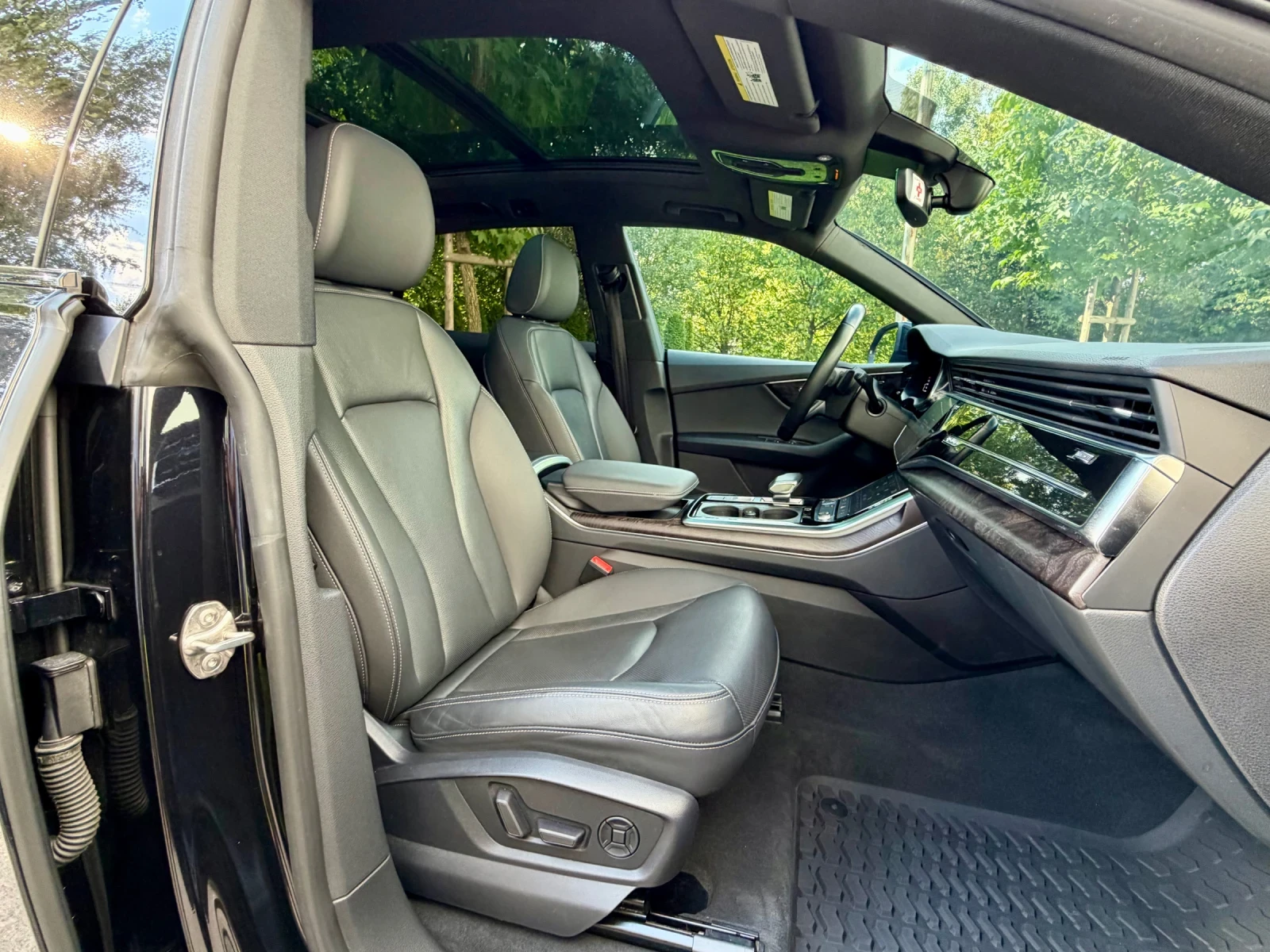 Audi Q8 3.0i Quattro, снимка 14 - Автомобили и джипове - 56163818