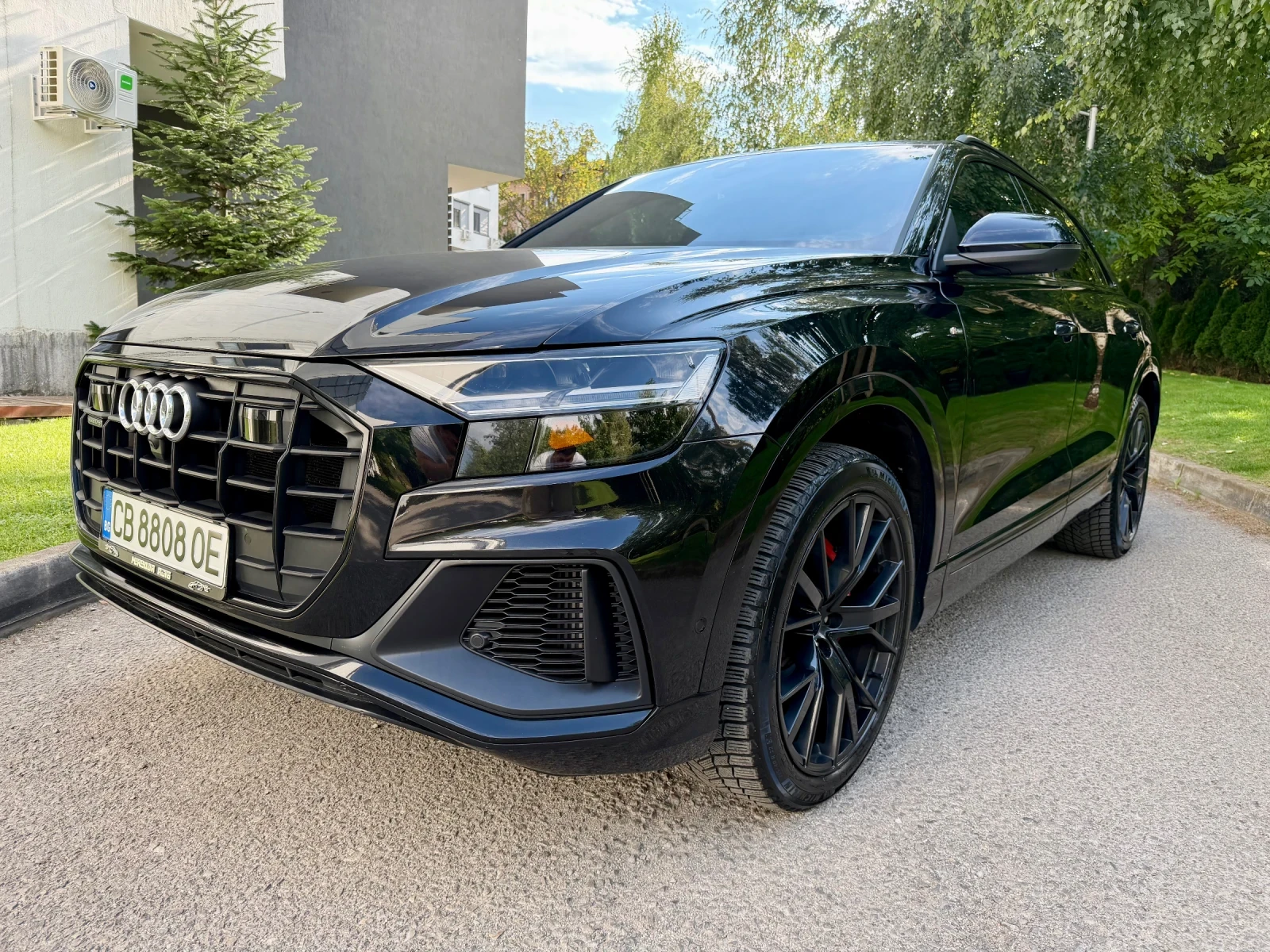 Audi Q8 3.0i Quattro, снимка 3 - Автомобили и джипове - 56163818