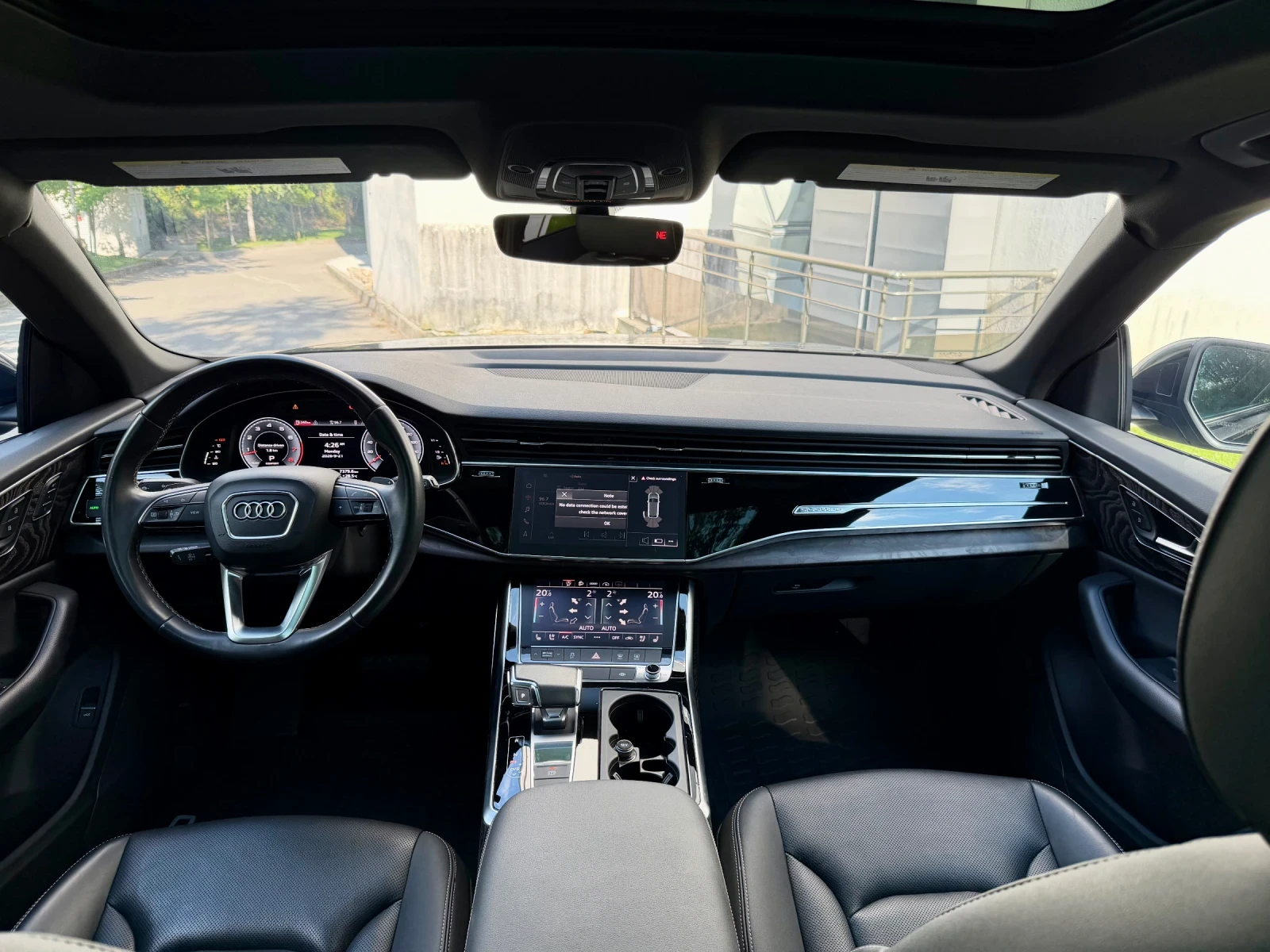 Audi Q8 3.0i Quattro, снимка 13 - Автомобили и джипове - 56163818