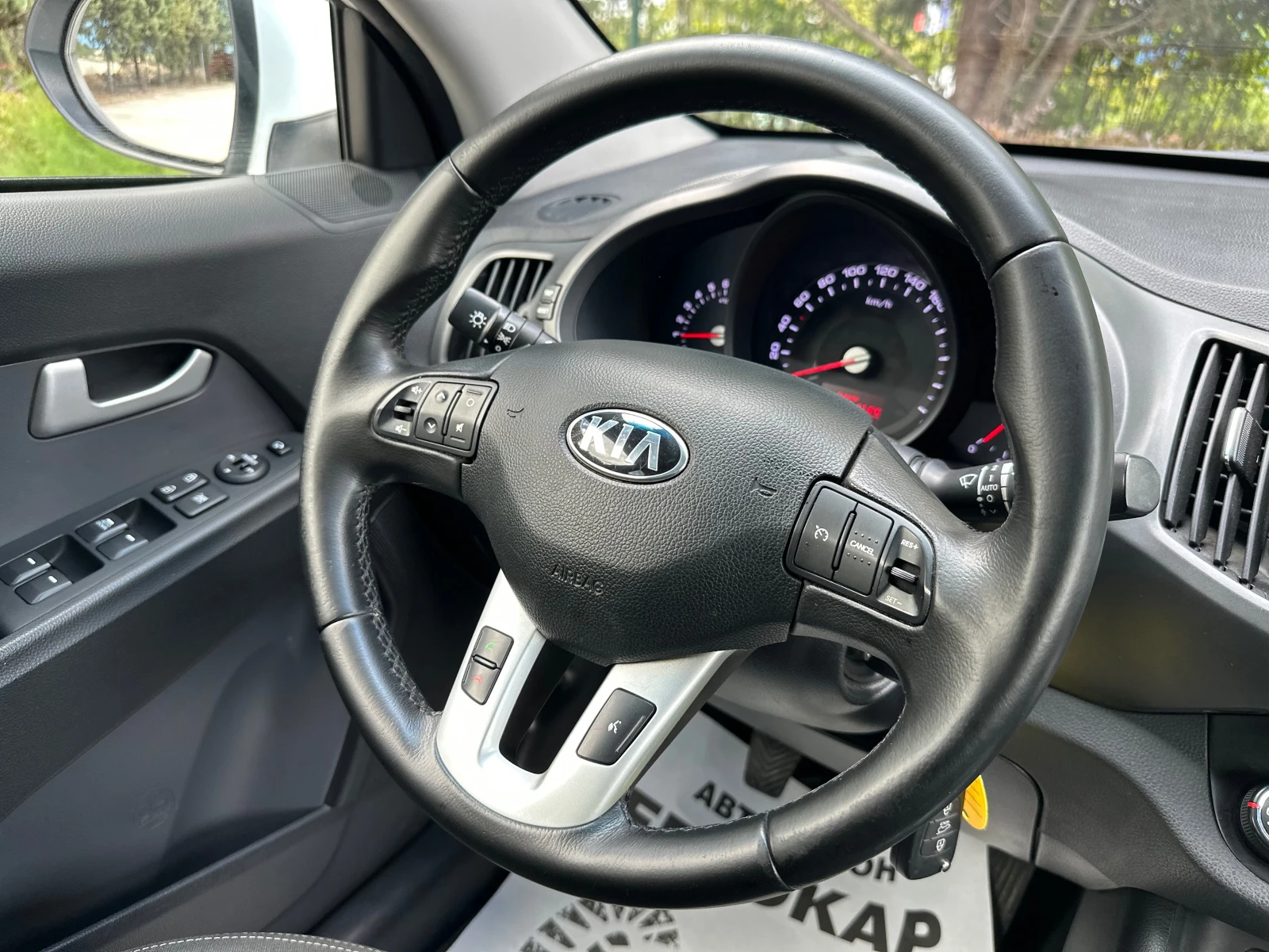 Kia Sportage 1.6 GDI * БЕНЗИН* , снимка 9 - Автомобили и джипове - 56214397