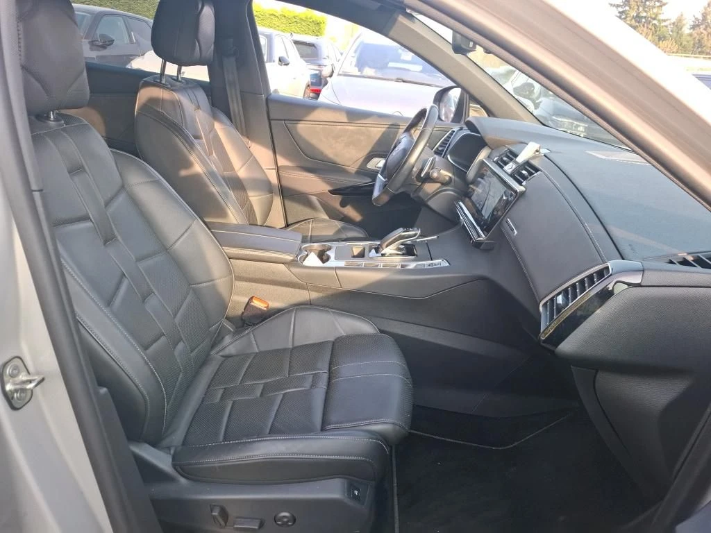 DS DS 7 Crossback OPERA PLUG IN HYBRID 300 4X4, снимка 6 - Автомобили и джипове - 56335829