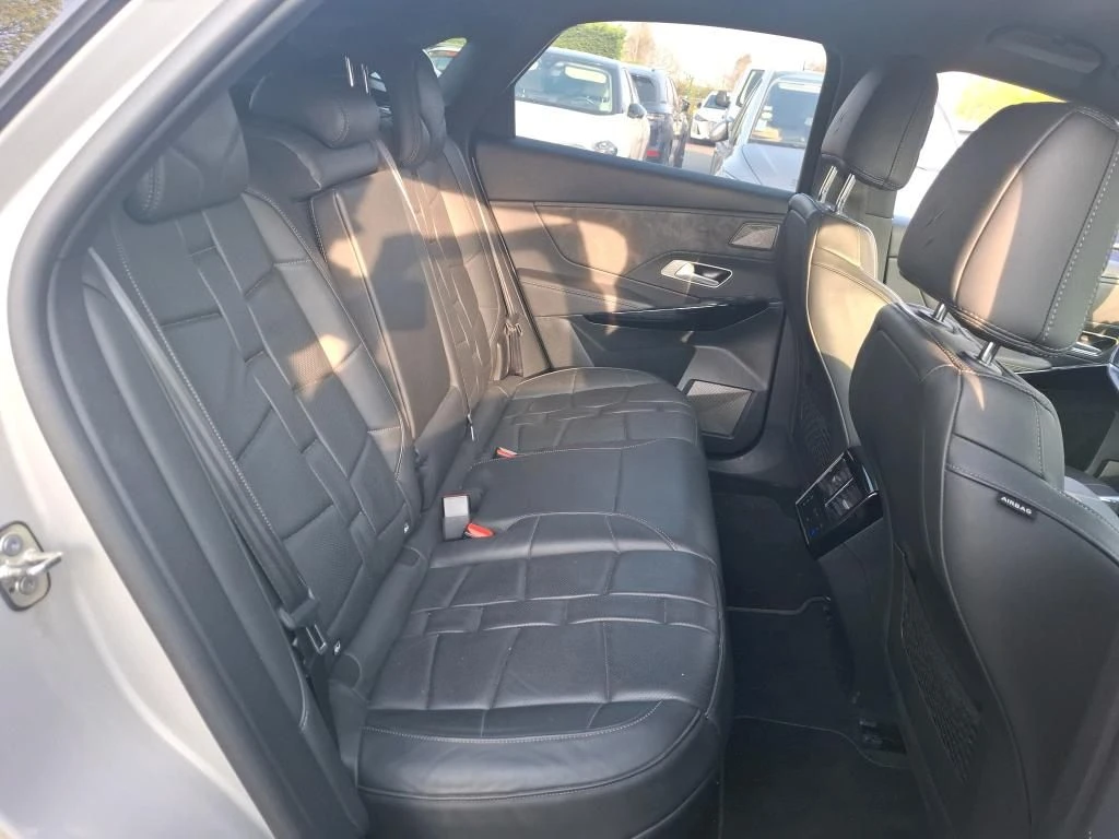DS DS 7 Crossback OPERA PLUG IN HYBRID 300 4X4, снимка 8 - Автомобили и джипове - 56335829