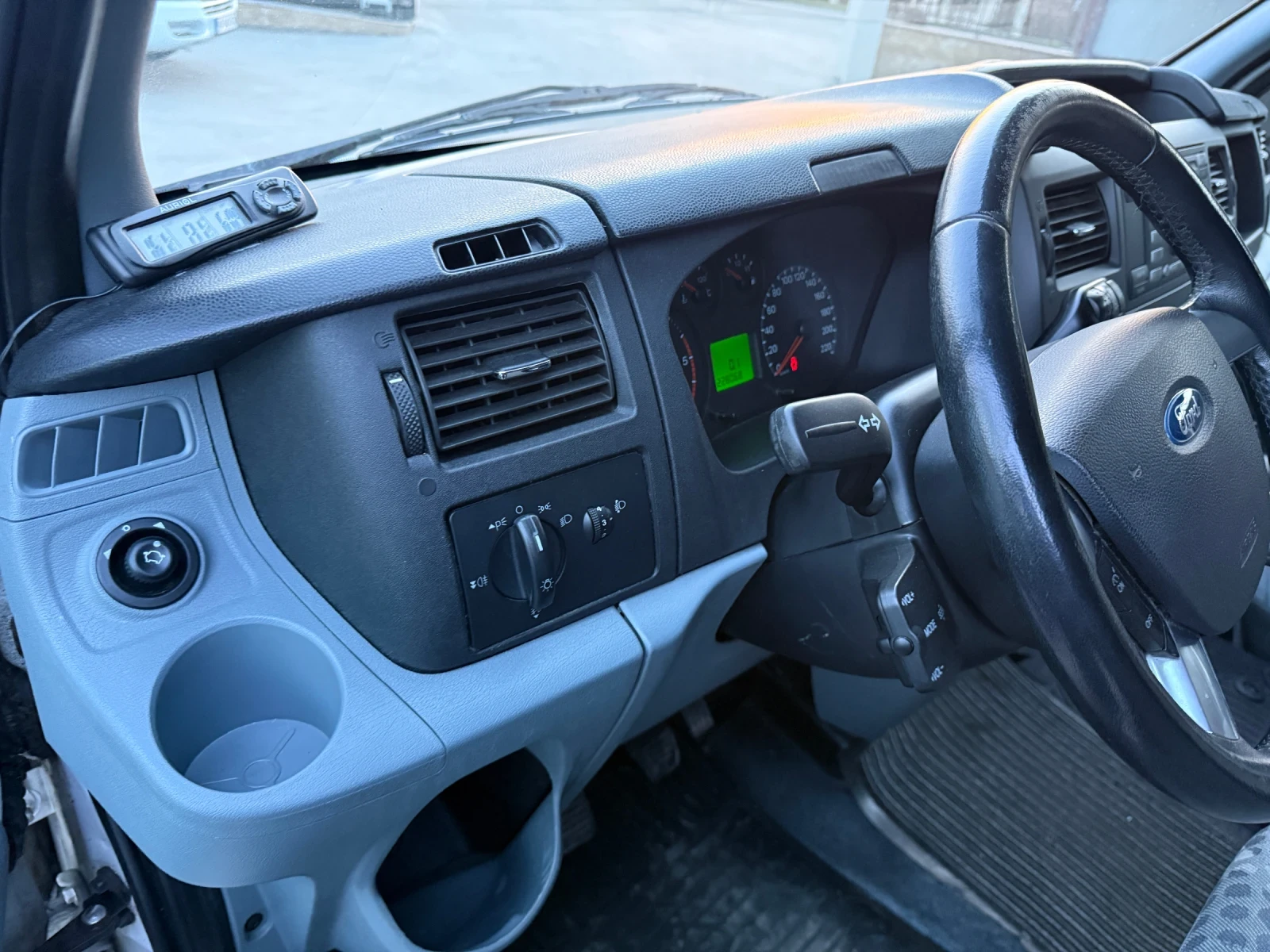 Ford Transit 2.2TDCi, снимка 6 - Бусове и автобуси - 53977183