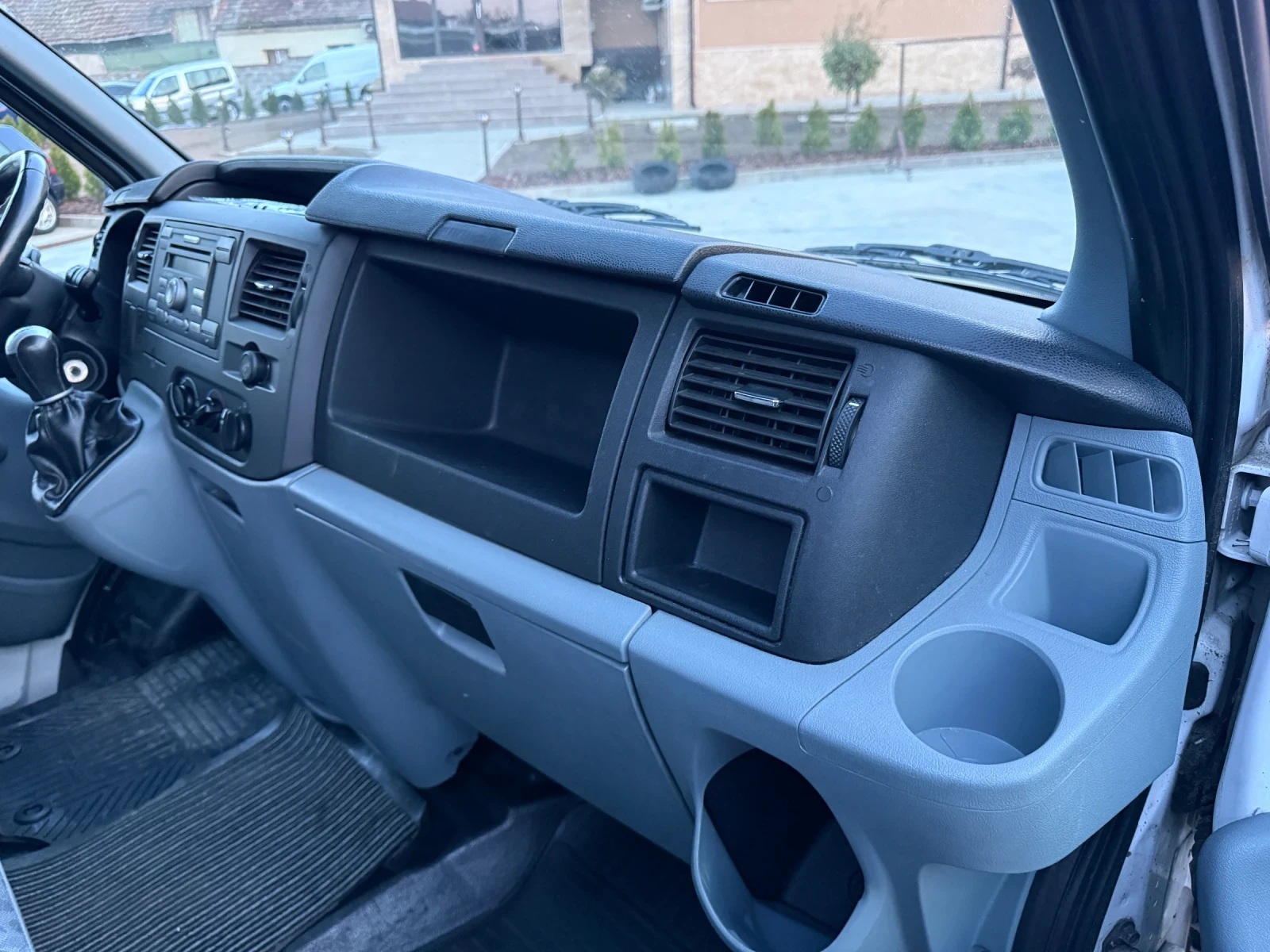 Ford Transit 2.2TDCi, снимка 10 - Бусове и автобуси - 53977183