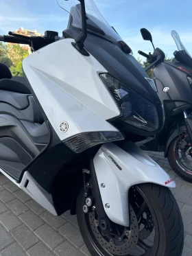  Yamaha T-max