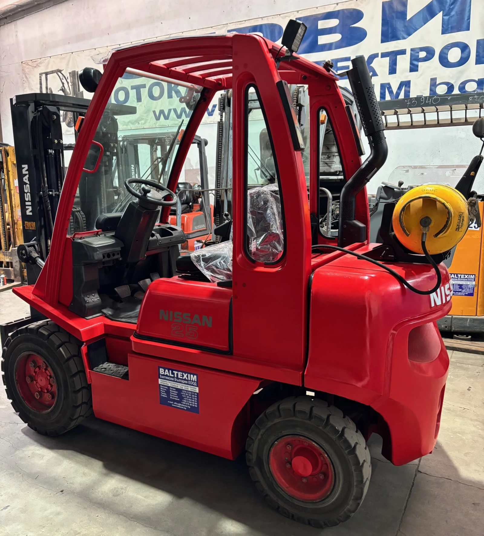  Nissan  -   | Mobile.bg   3