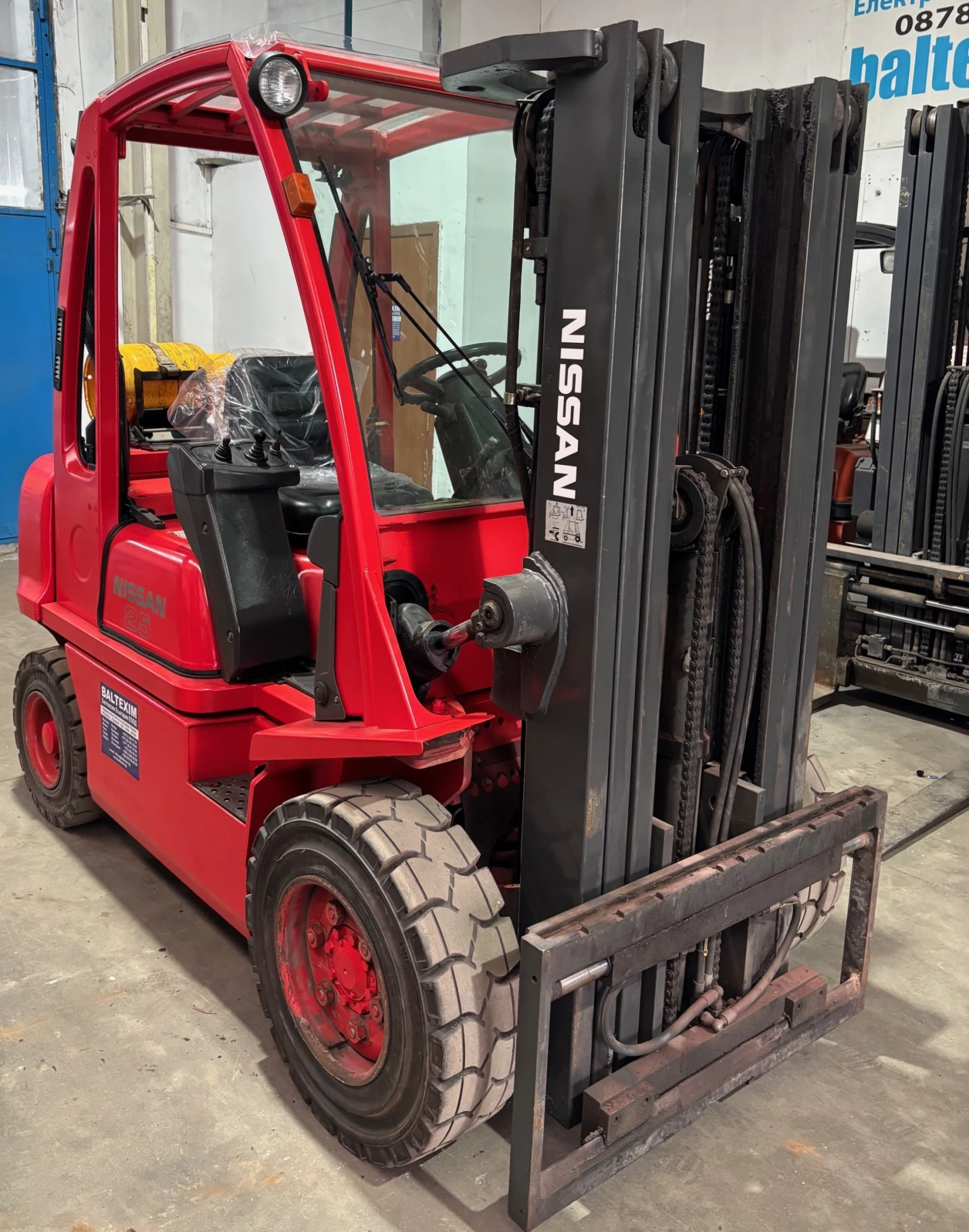  Nissan  -   | Mobile.bg   8